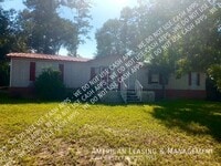 Building Photo - 116 Knollwood St