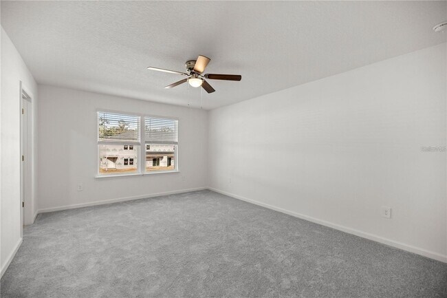 Building Photo - 3632 SE 37th Ct