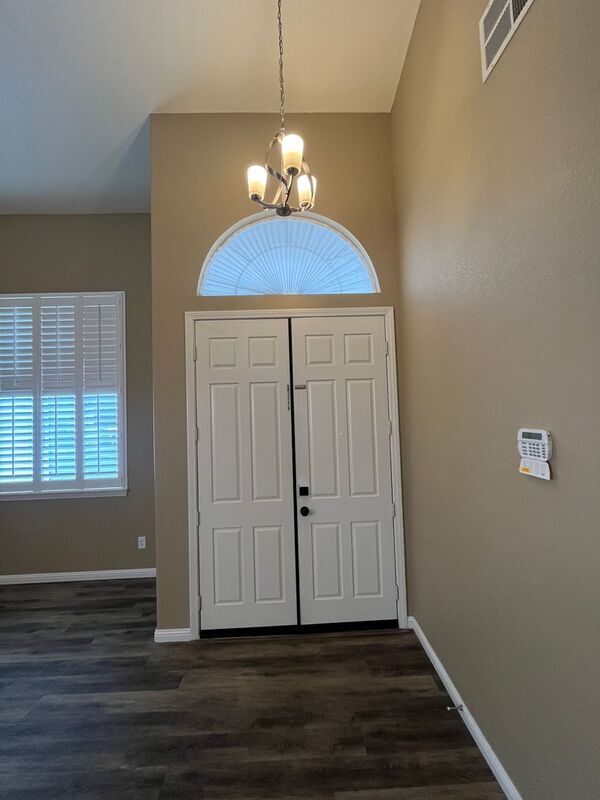 Building Photo - 39265 Eternity Ln