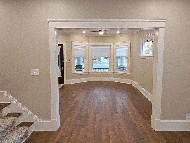 Building Photo - 9715 Clifton Blvd