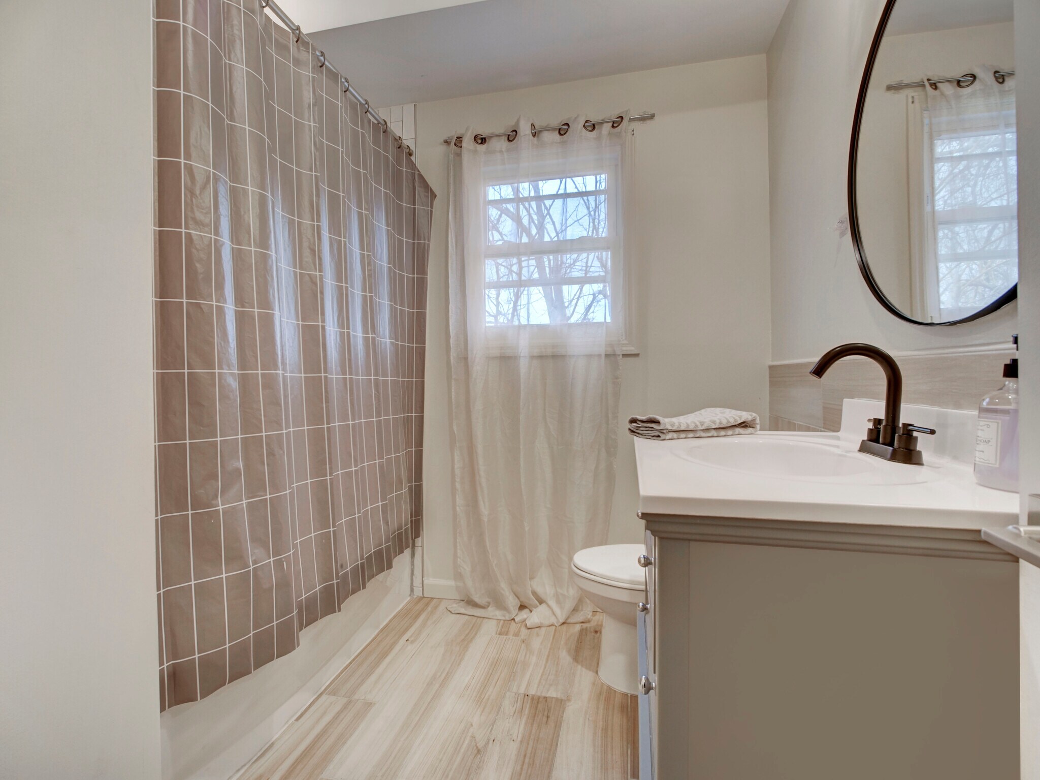 Building Photo - 140 Fabyan Pl