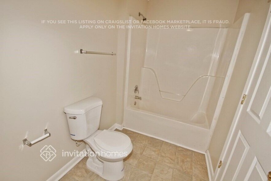 Building Photo - 6323 Temple St