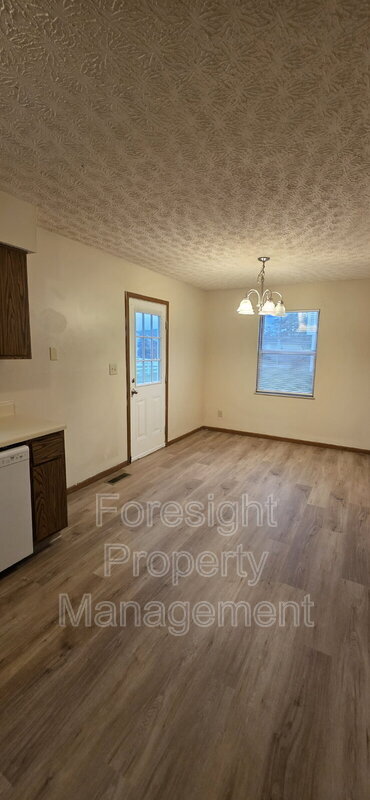 Building Photo - 7163 Tomahawk Trail