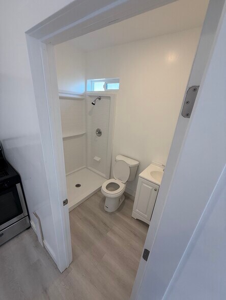 Building Photo - 449 S Pampas Ave