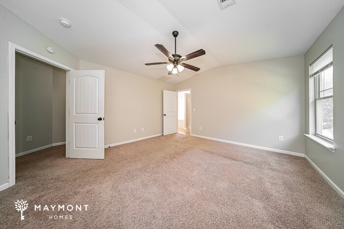 Building Photo - 927 Justice Dr