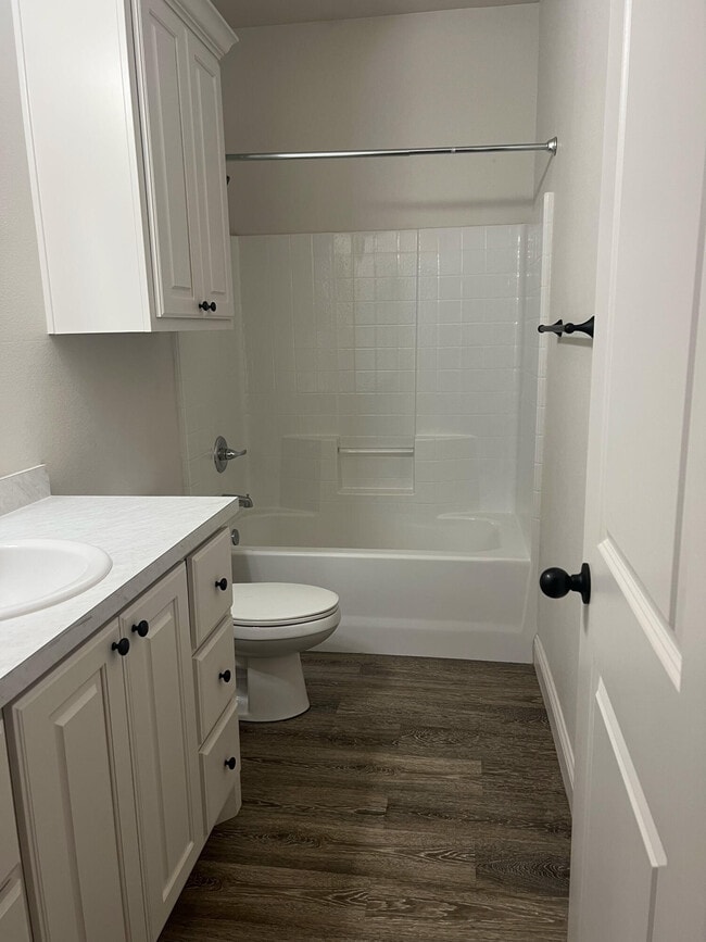 Building Photo - 2507 111th St