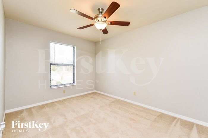 Building Photo - 1128 SW 11th Ct