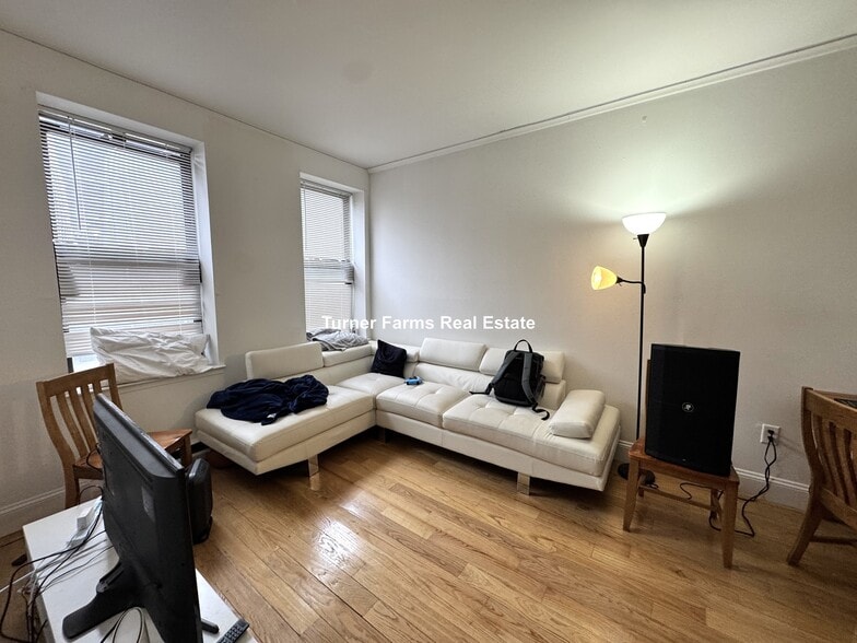 Building Photo - 774 Columbus Ave