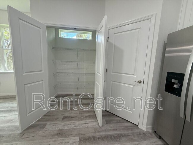 Building Photo - 2514 W Lawrence Ct