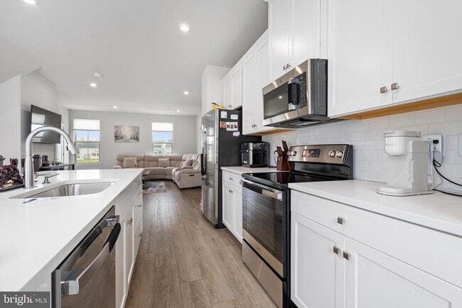 Building Photo - 1109 Patuxent Greens Dr