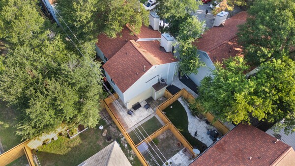 Building Photo - 3601 Menchaca Rd