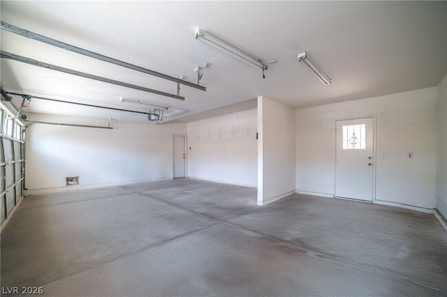 Building Photo - 2304 Chatfield Dr