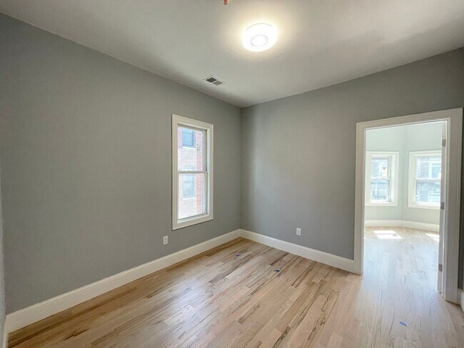 Building Photo - 7 Waumbeck St