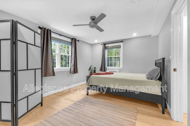 Building Photo - 1618 Fitzgerald Ln