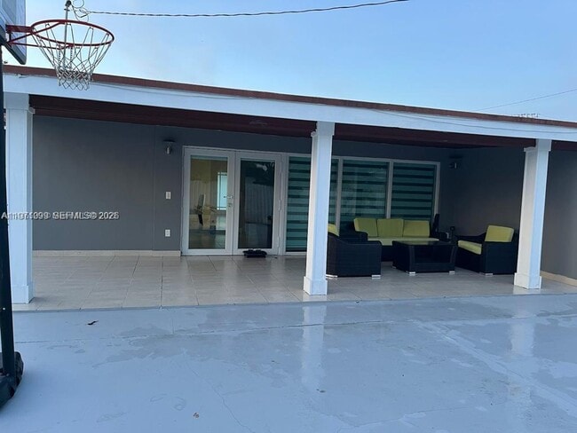 Building Photo - 12770 SW 18th St