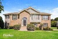 Building Photo - 3426 N Henderson Way