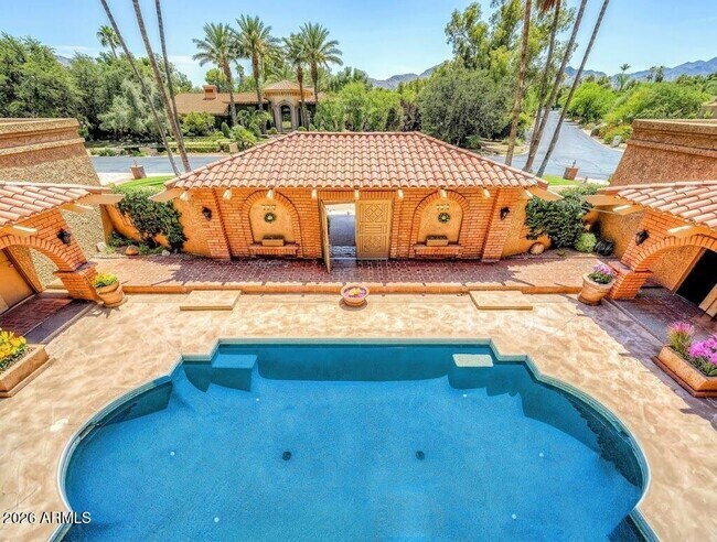 Building Photo - 7156 Oakmont Dr