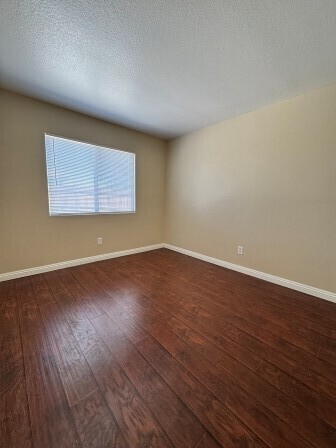Building Photo - Nice Home in convenient location near ever...