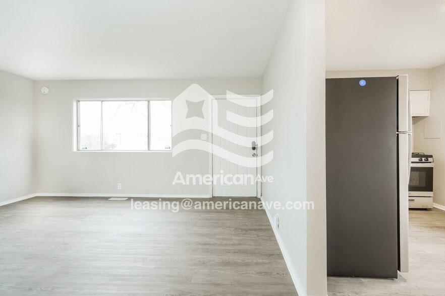 Building Photo - 1506 N Meade St