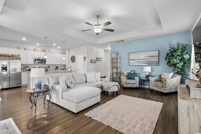 Building Photo - 1440 Bellaria Wy