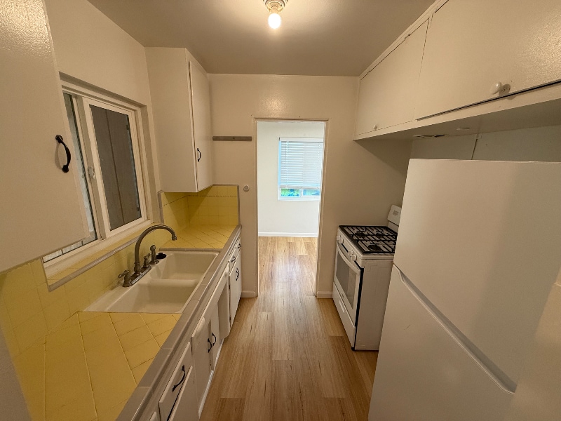 Building Photo - 1014 Tourmaline St