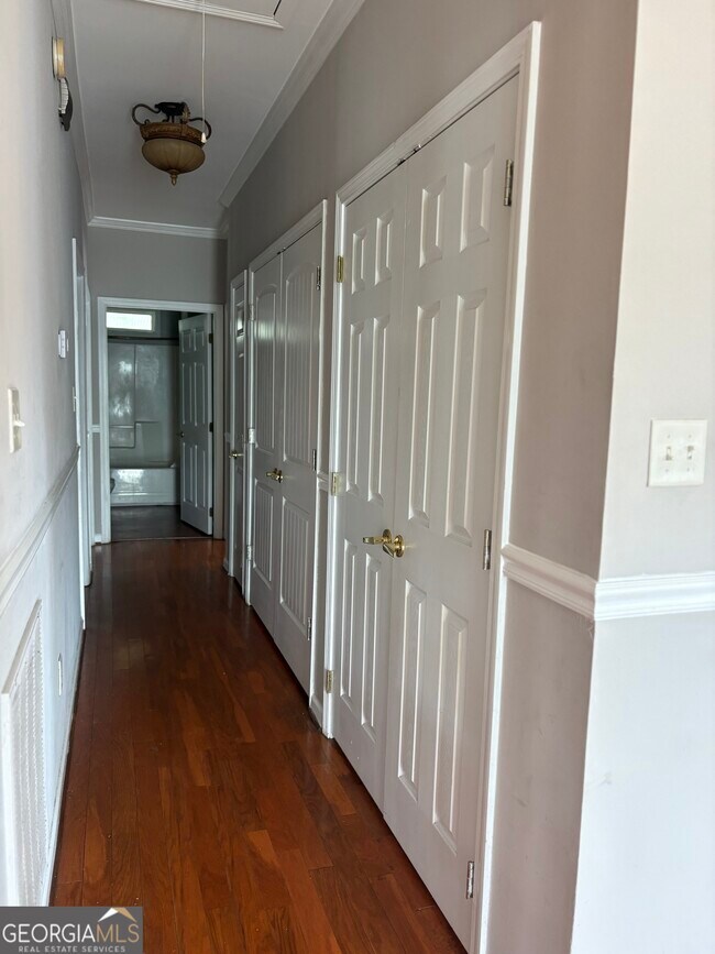 Building Photo - 403 St Dunstans Ct