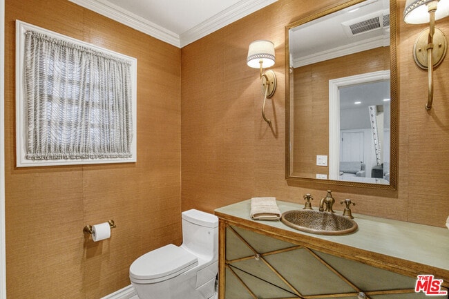 Building Photo - 3690 Crownridge Dr