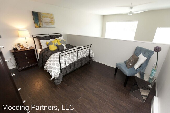 Building Photo - 222 Wisconsin St