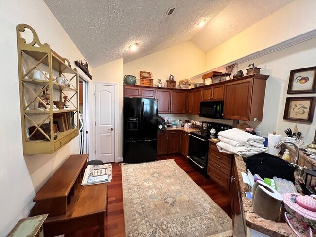 Building Photo - Stunning Three bedroom Villa in The Villas at Peppers Ferry – A Must-See!