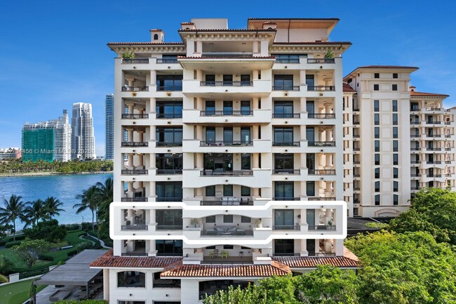 Building Photo - 7041 Fisher Island Dr