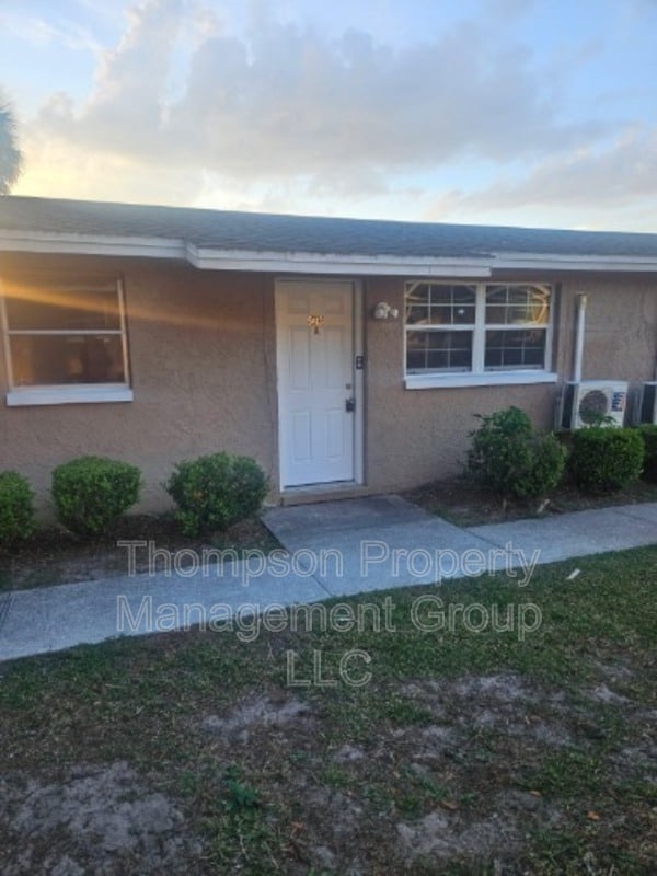 Building Photo - 9413 Grandfield Rd