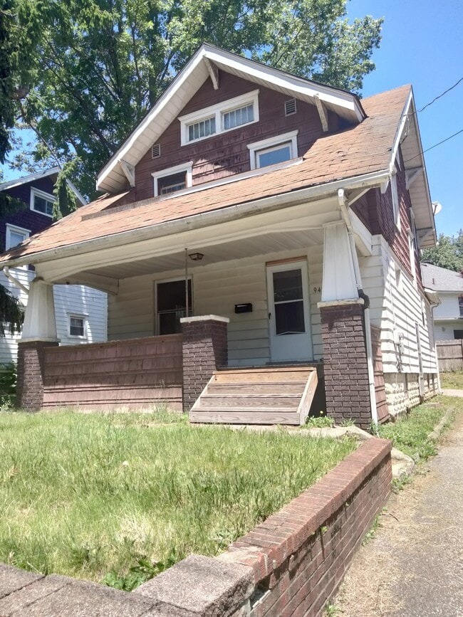 Building Photo - 949 W Exchange St
