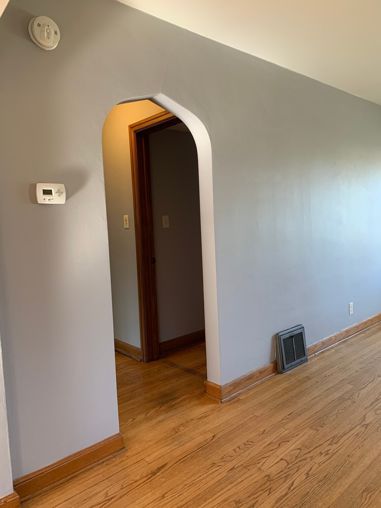 Arched doorway to bedrooms/bathroom - 2329 N 72nd St