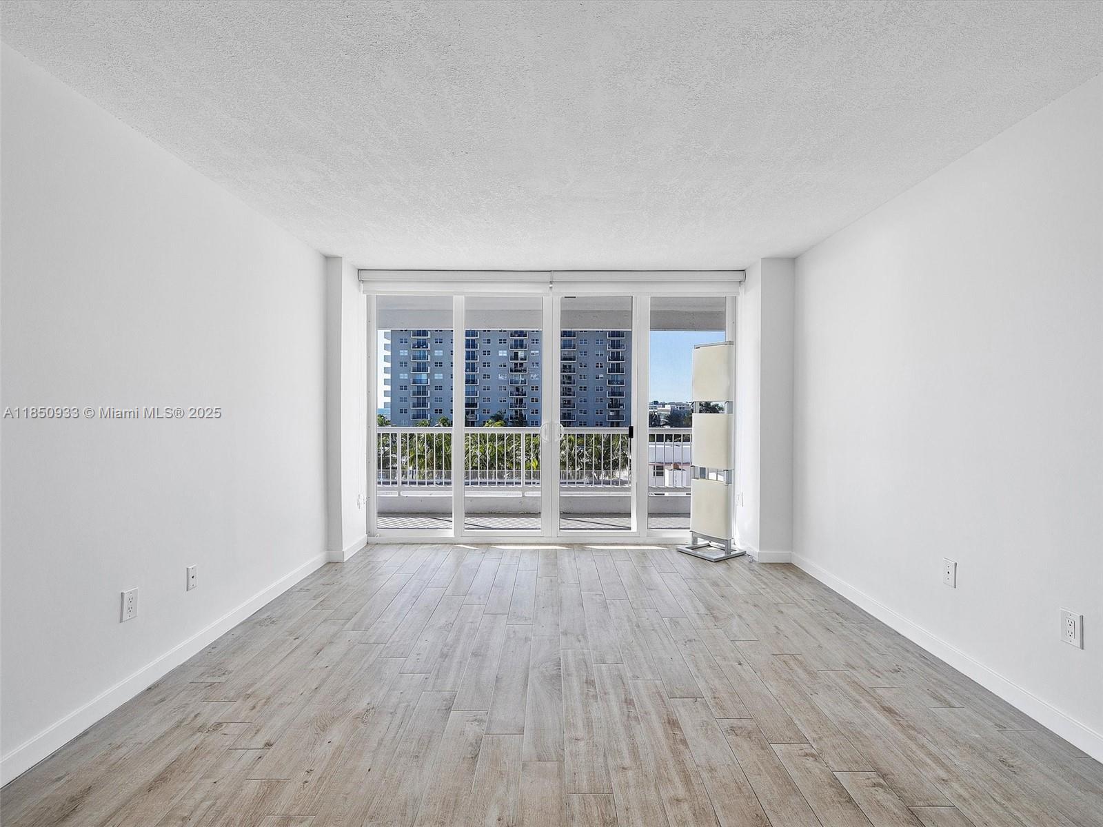 Building Photo - 9341 Collins Ave