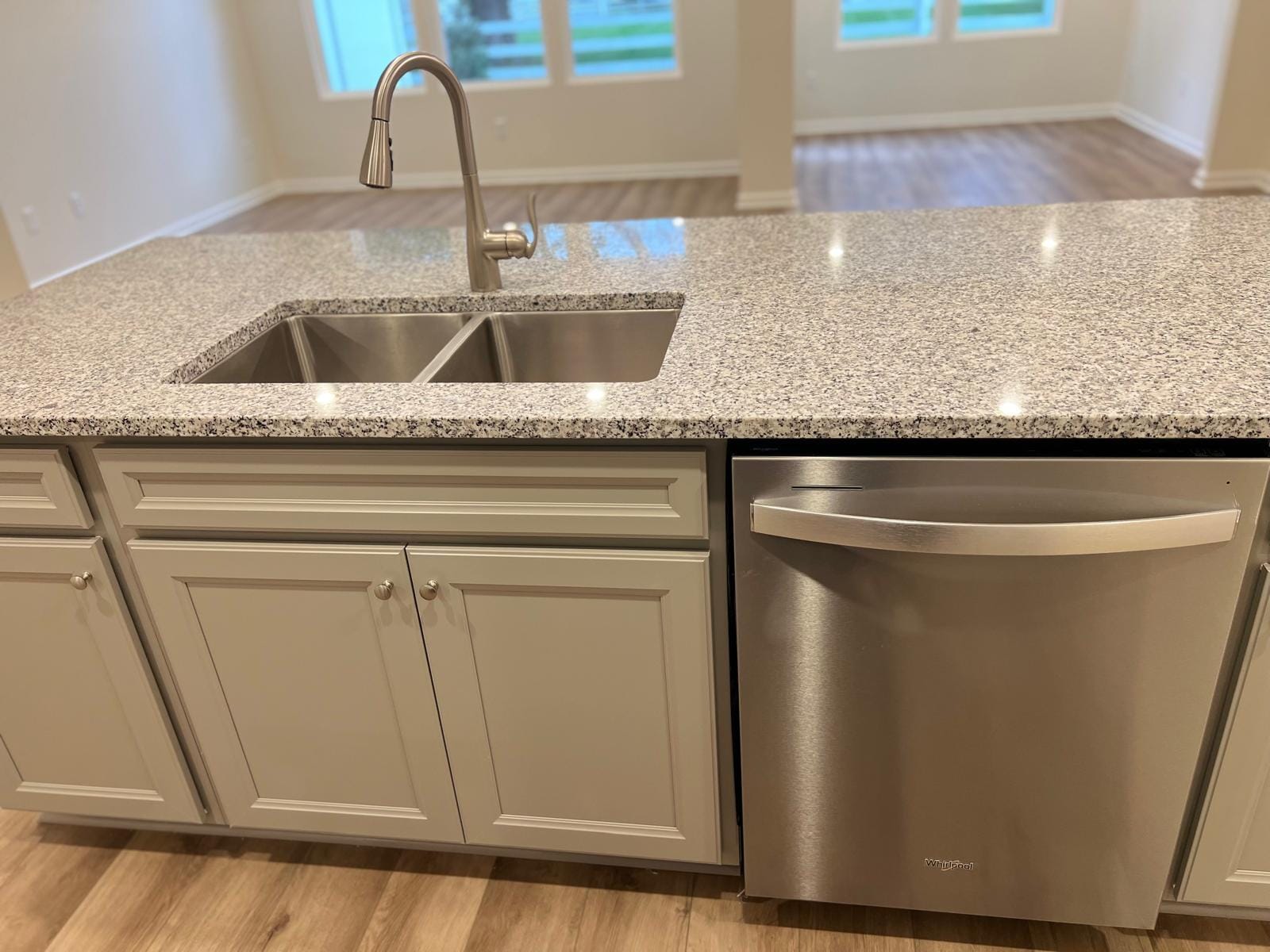 Dishwasher - 6527 Wheatly Rd