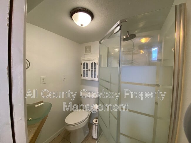 Building Photo - 260 N 7th St