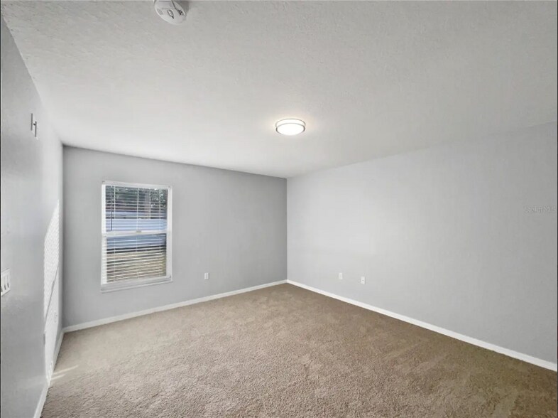 Building Photo - 7010 Summit Cir