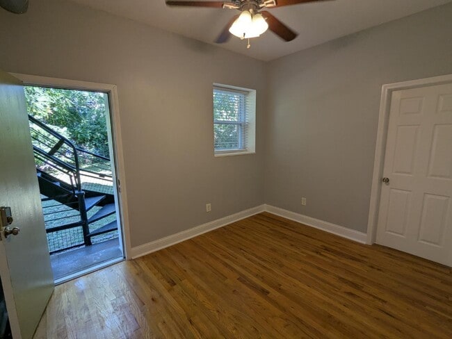 Building Photo - 3911 Castleman Ave