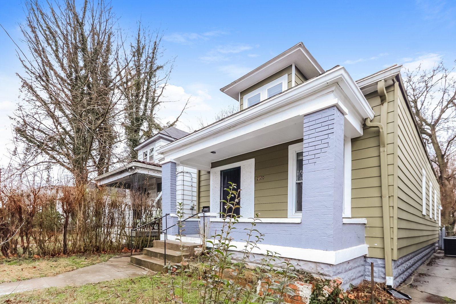 Building Photo - 2320 W Hill St