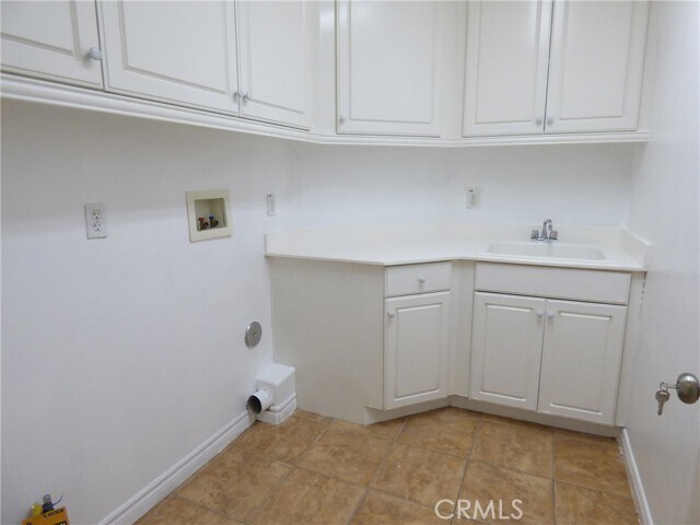 Building Photo - 7238 San Carmela Ct