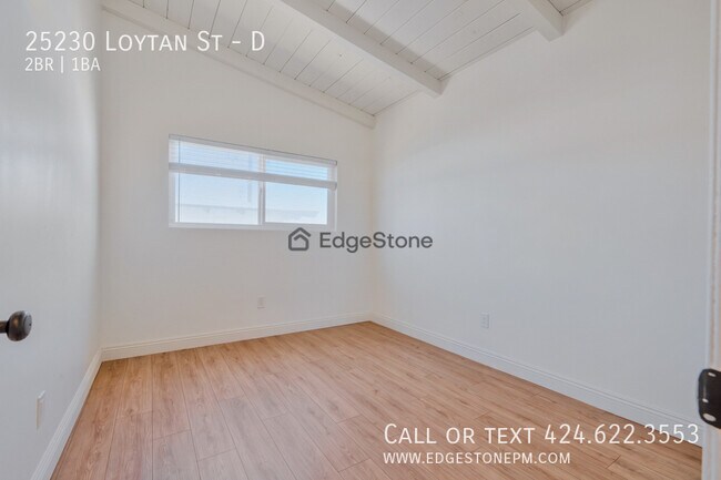 Building Photo - 25230 Loytan St