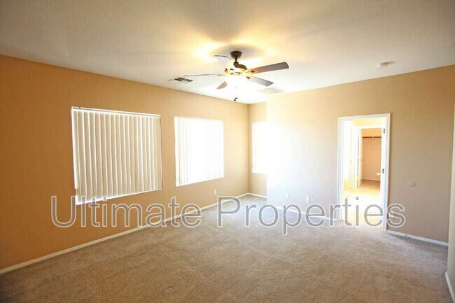 Building Photo - 9234 W Milkweed Loop