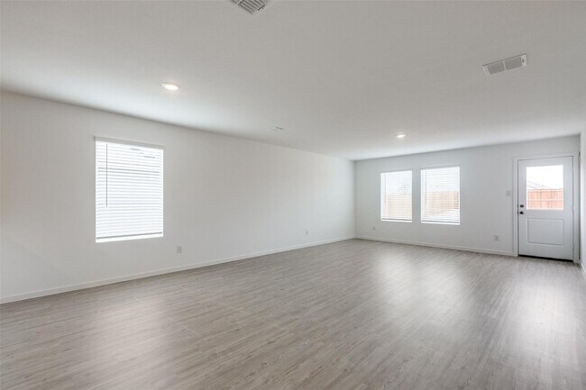 Building Photo - Brand-new home in McKinney’s Preserve at Honey Creek with spacious backyard, stylish interiors, c...