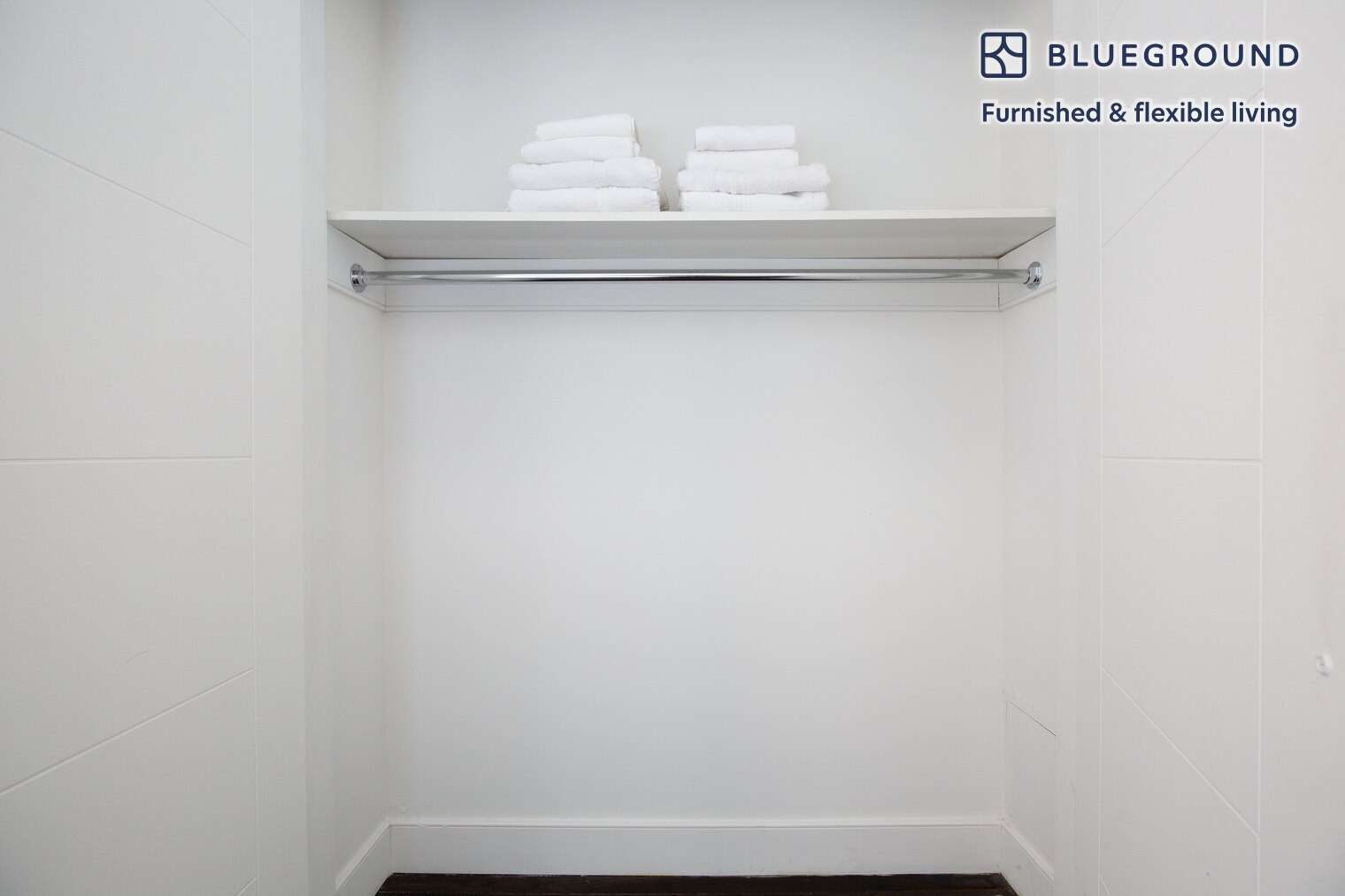 Building Photo - 15 W 55th St