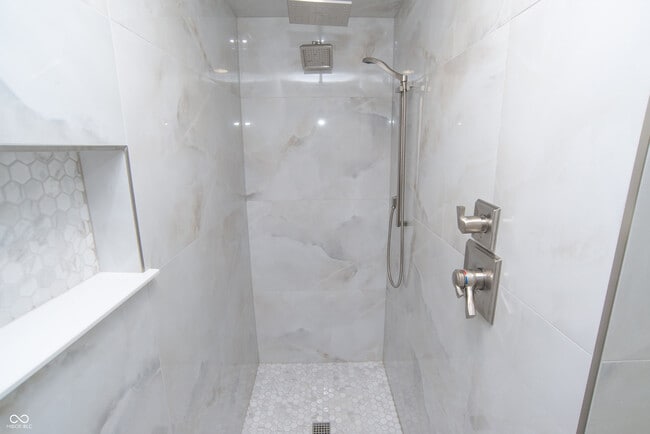 Building Photo - 6337 Cardinal Ln