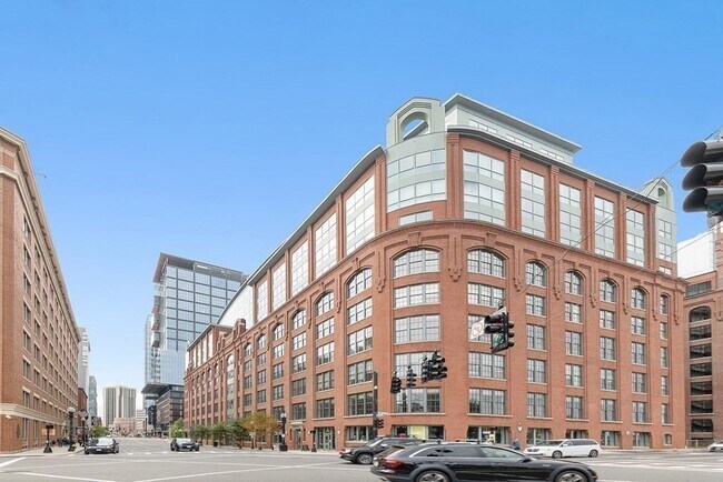 Building Photo - 234 Causeway St