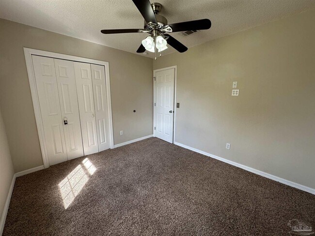 Building Photo - 1519 Oakleigh Ct