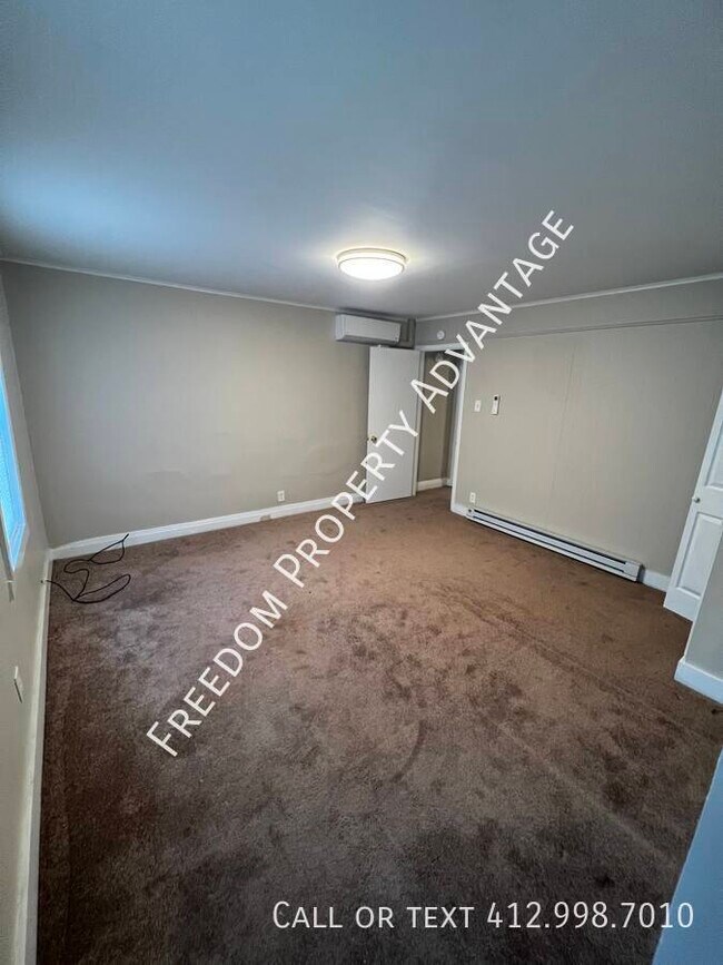 Building Photo - 1014 Bingham St