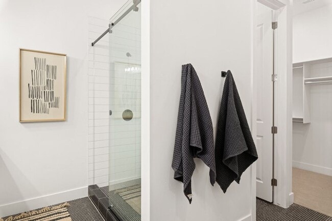 Building Photo - 3 Bedroom Single-Level Home with Resort-Style Amenities