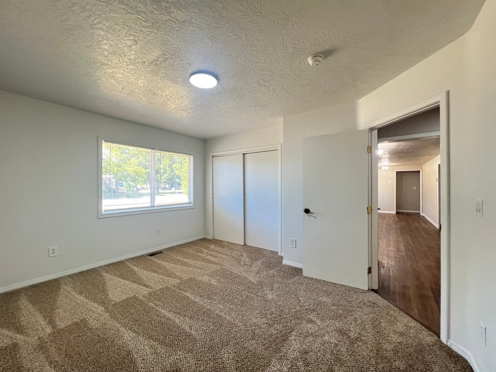 Building Photo - 8725 W Cory Ln